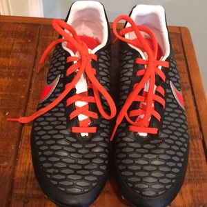Women’s Nike Magista cleats! Size 6.5!